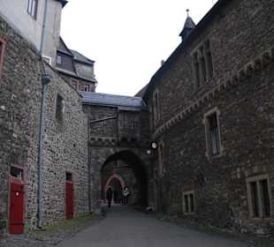 Gasse zum Schloss Braunfels