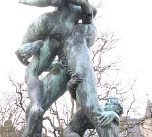 Figurengruppe auf der Schlossbrücke