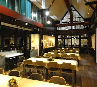 Zentraler Platz des Museums