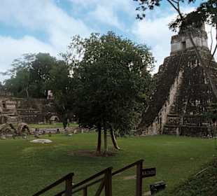 Piramidy Mayo, Tikal-Guatemala