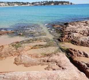 Klippenweg am Meer