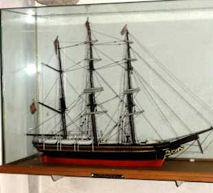 Maritime Details der Schifferkirche