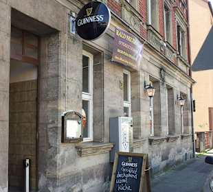The outside of O'Toole's Schmiede Irish Pub 