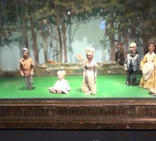 Welt der Marionetten