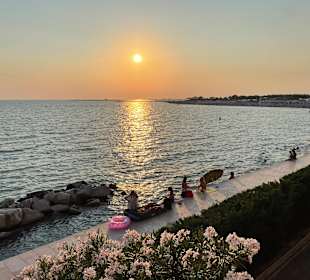 Strandpromenade Nazario Sauro