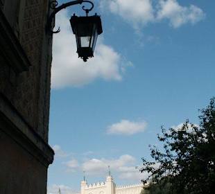 Widok z bramy grodzkiej na zamek