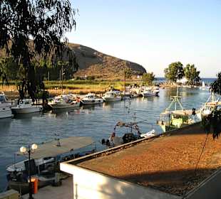 Georgioupolis - Der kleine Hafen am Abend