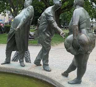 Der Brunnen „Kreislauf des Geldes“ in Aachen