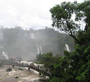 Die Wasserfälle, von Brasilien aus gesehen