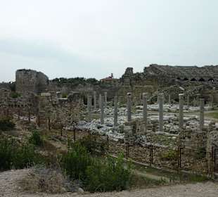 Ruinen (Side) sehenswert