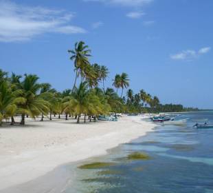 Am "Hafen" des Dorfes Mano Juan