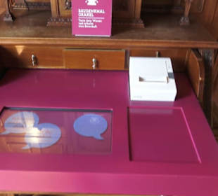 Heimatschutzzentrum in der Villa Patumbah