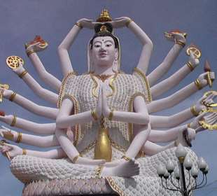 Heiligtum am Wat Plai Laem