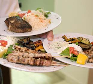 Griechische Hauptgerichte Souflaki, Bifteki usw. 