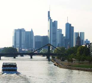 Mit der Wappen von Frankfurt und Flößerbrücke