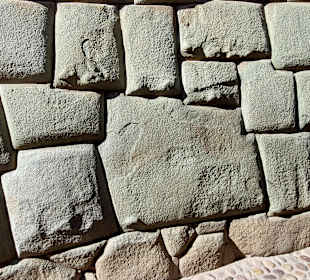 San Blas-The Artists District