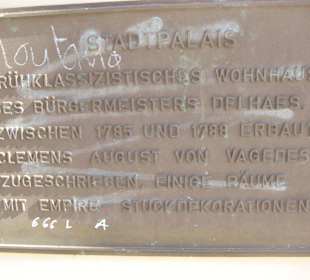 Infotafel zum Stadtpalais