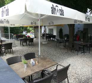 Biergarten / Cafe