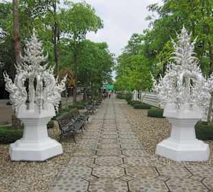 Wat Rong Khun Temple area