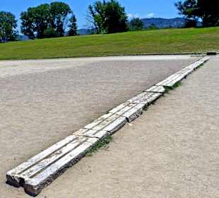 Original Startblöcke im Stadion