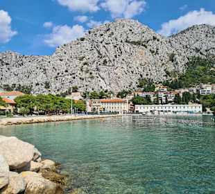Strand Omis