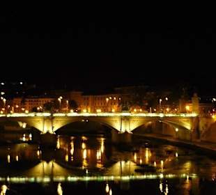 Tiber bei Nacht