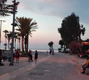 Strandpromenade Side