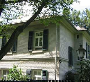 Ein Haus im Park Rosenhöhe 1
