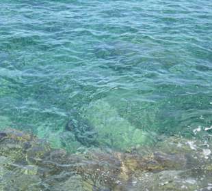 Kristallklares Wasser