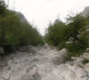 Wanderweg kleine Schlucht
