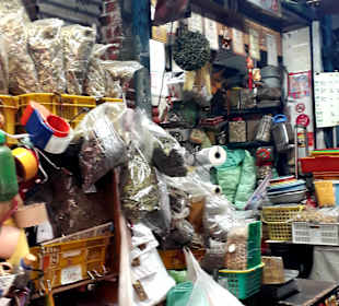 Longshan-Tempel - Herb Lane