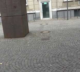 Skulpturengruppe Lichtung zu Einem