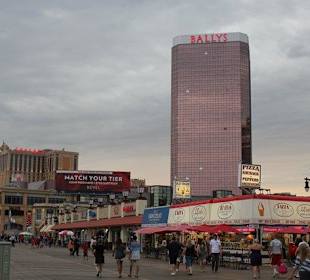 Geschäfte, Märkte und Restaurants