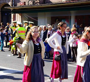 Volkstanzgrp.Eschenbach Festwagen Erntedank