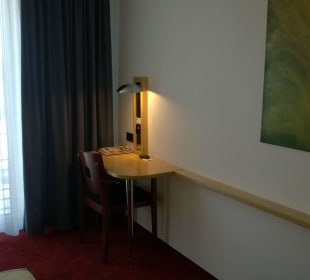 Schreibtisch