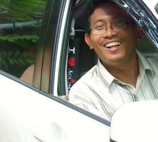 Sexy Driver - Reiseführer Wisnu