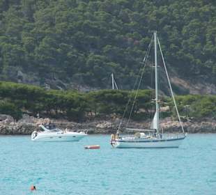 Boote in der Cala Agulla