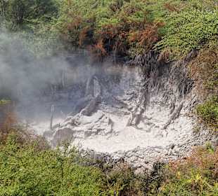 Orakei Korako Geothermal Park & Cave