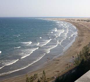 Blick zum Strand von der Strand-Promenade