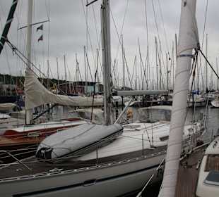 Segelschiffe im Hafen