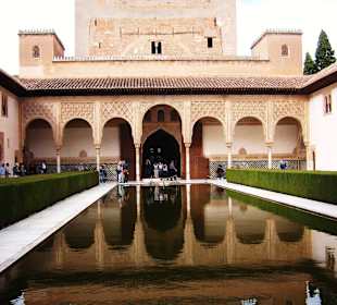 Stadtburg Alhambra in Granada