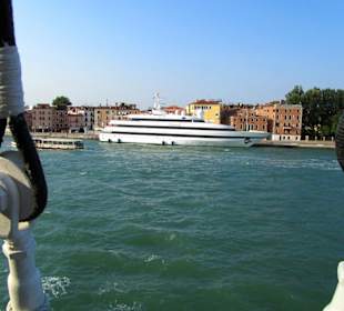 Sea Cloud II verlässt Venedig