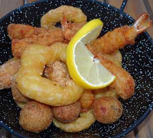 Frittierte Meeresfrüchte im La Paëlla de la Mer