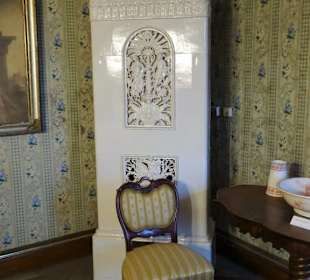 Rundgang durch die Räume des Wasserschlosses