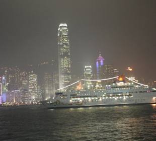 Warten auf die Lasershow