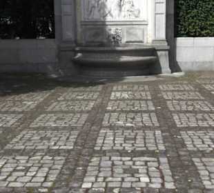 Kurt-Guggenheim-Anlage