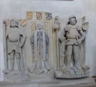 Grabplatten der Grafen von Henneberg, Stiftskirche