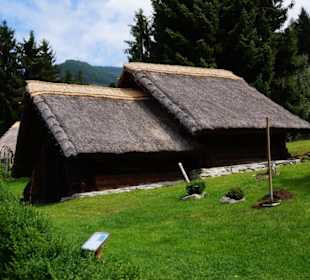 Hütten des Keltendorfes