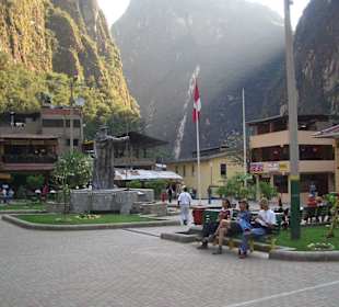 kleiner Stadtpark in Aguas Calientes