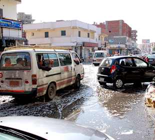 Innenstadt von Hurghada nach dem großen Regen